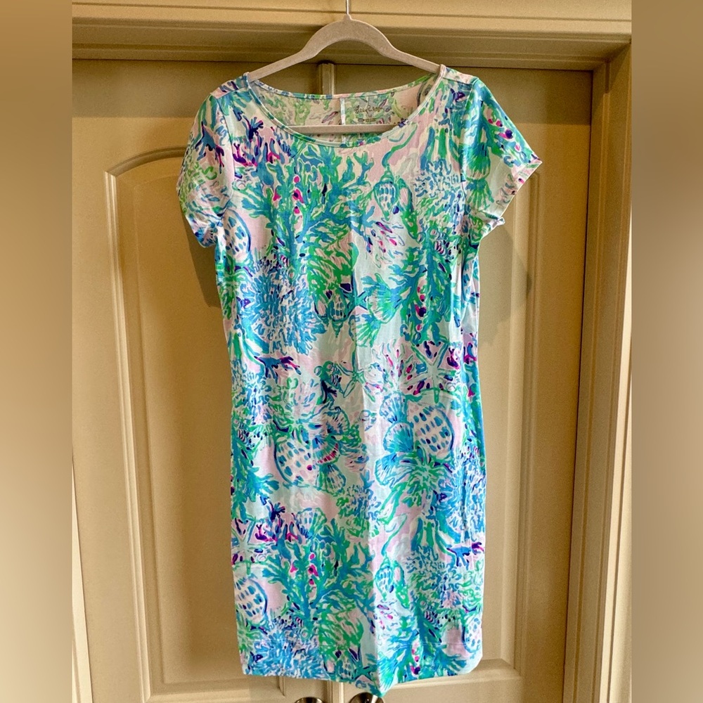 Lilly Pulitzer shirt dress. Size Medium.